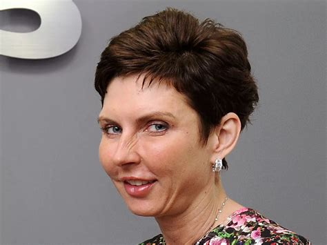 Denise Bet .
